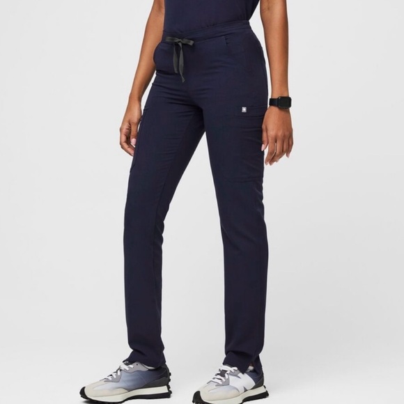 Figs Yola scrub pant - Picture 2 of 2